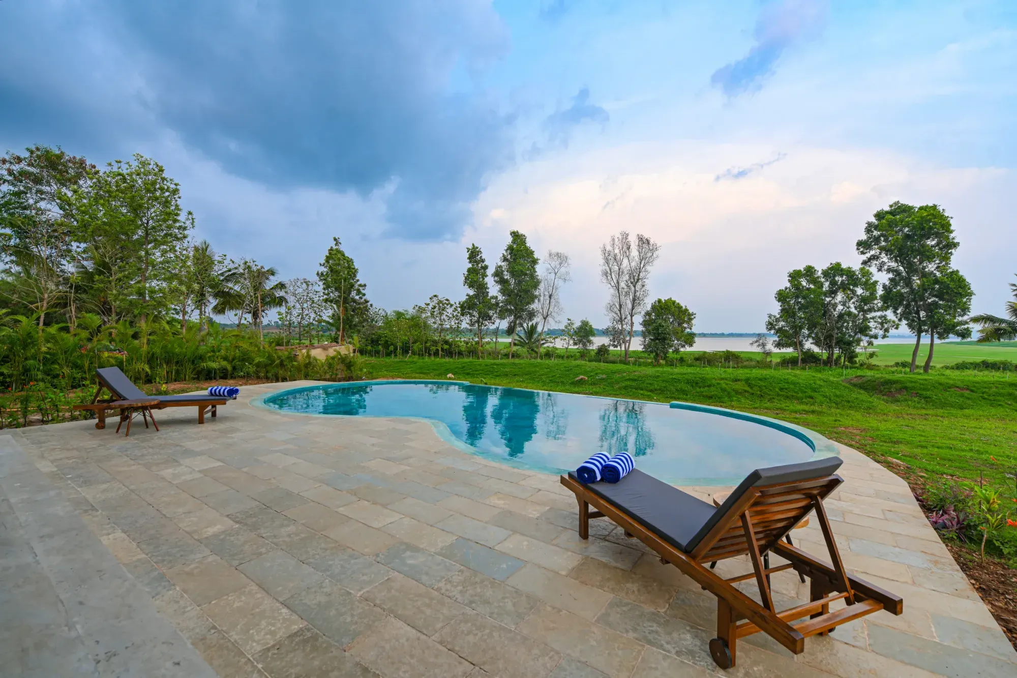 Fireflies Resort 5